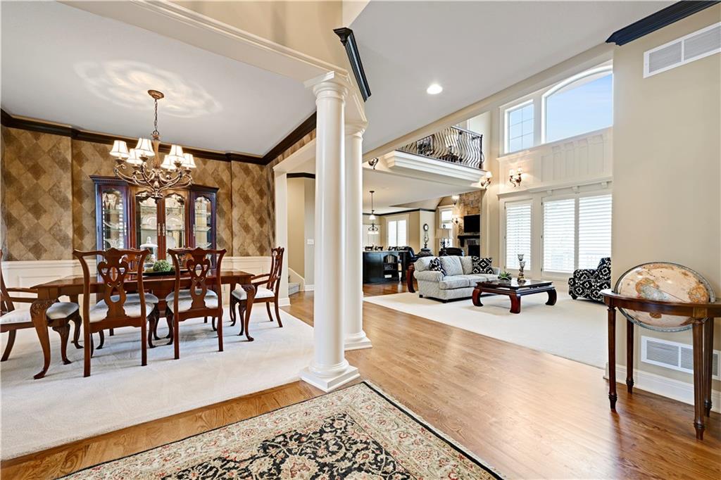 1700 NE Woodland Shores Lane