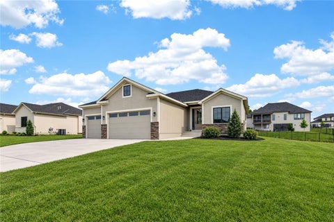 2605 NE Crestview Street, Blue Springs, MO 64029 - #: 2606562