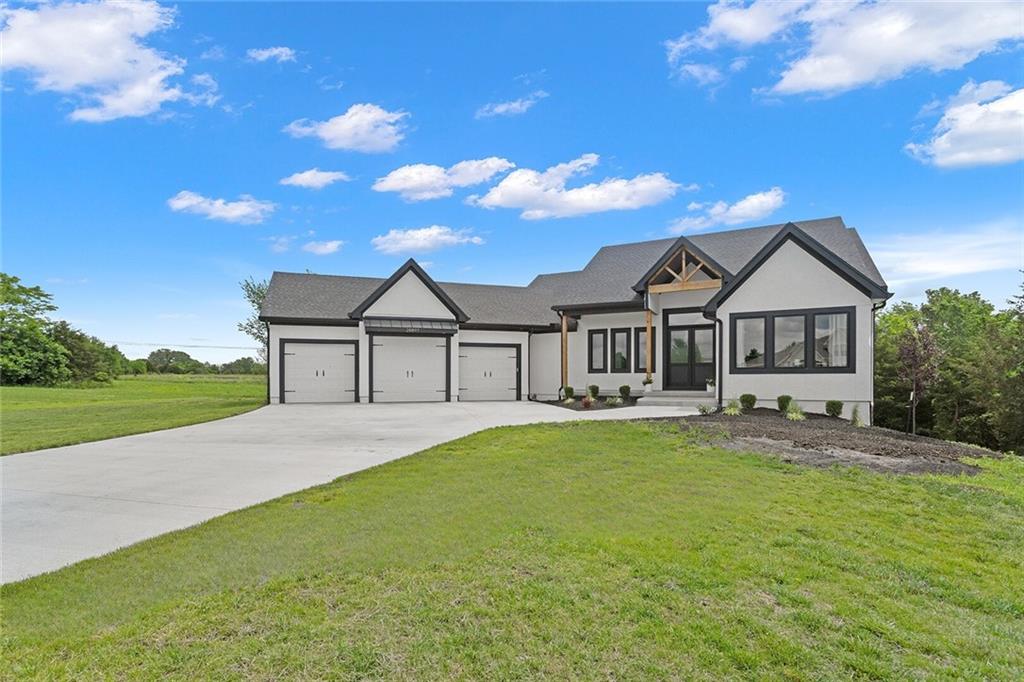 28897 Hackberry Circle