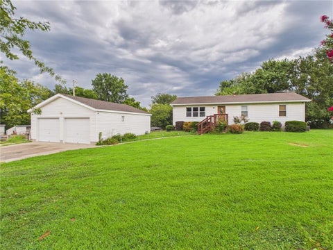 205 NW 21st Road, Warrensburg, MO 64093 - #: 2637775