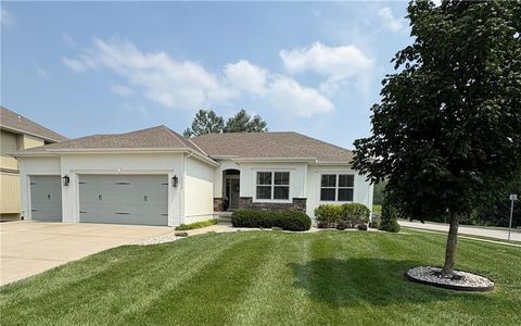 2223 SW Feather Ridge Road Lee's Summit MO 64082