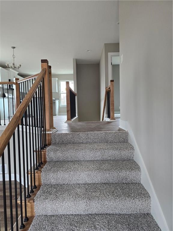 512 W Lawrence Street