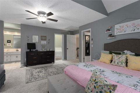 Tiny photo for 1550 Dover Court, Liberty, MO 64068 (MLS # 2613824)