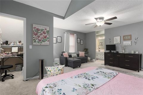 Tiny photo for 1550 Dover Court, Liberty, MO 64068 (MLS # 2613824)