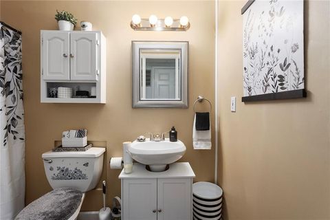 Tiny photo for 1550 Dover Court, Liberty, MO 64068 (MLS # 2613824)