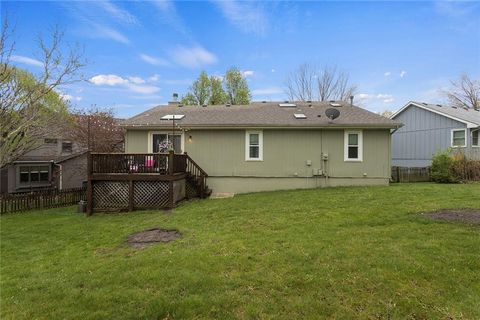 Tiny photo for 1550 Dover Court, Liberty, MO 64068 (MLS # 2613824)