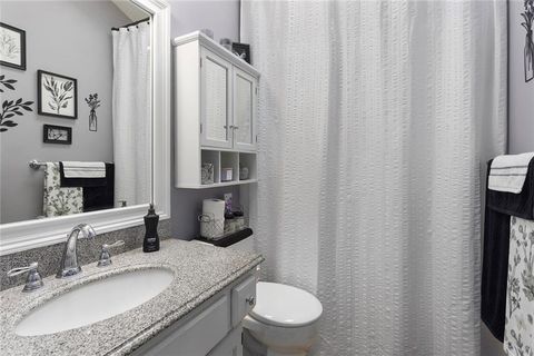 Tiny photo for 1550 Dover Court, Liberty, MO 64068 (MLS # 2613824)