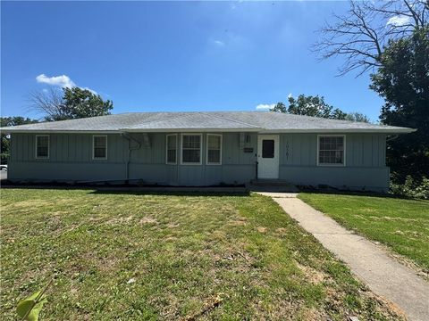 10501 Oakland Avenue, Kansas City, MO 64134 - MLS#: 2559120