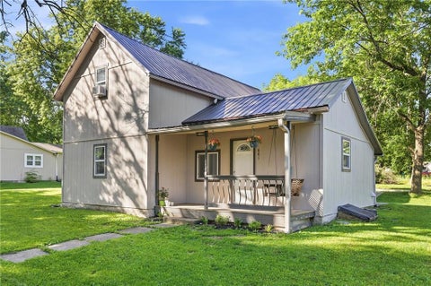 601 Main Street, Garden City, MO 64747 - #: 2621532