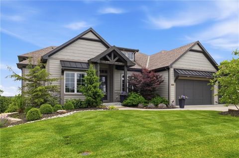 Photo of 3501 W 150th Street, Leawood, KS 66224 (MLS # 2622900)