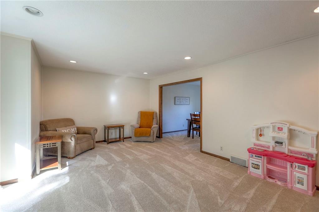 9504 W 104th Street