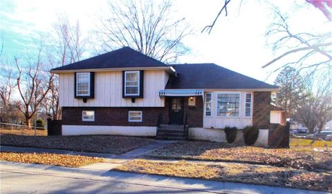 11925 Sycamore Avenue, Grandview, MO 64030 - #: 2537036