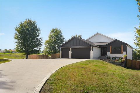 729 N Hurley Street, Peculiar, MO 64078 - MLS#: 2578162