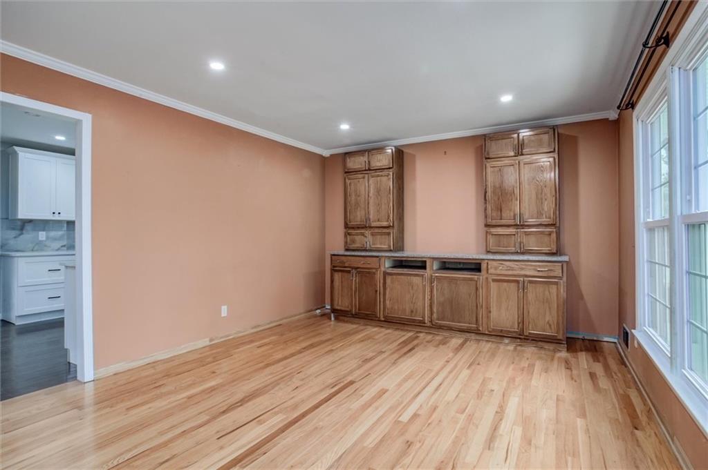 1513 NE 52nd Street
