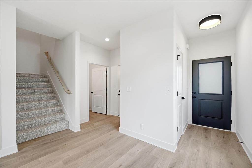 223-225 NW Orchard Court
