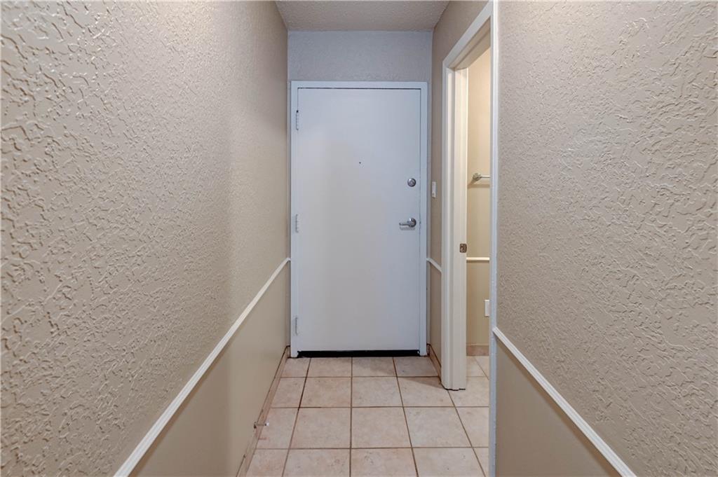 4157 Roanoke Road 2
