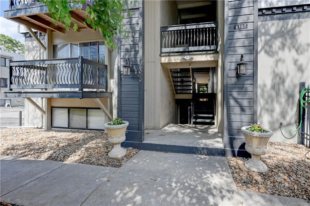 4157 Roanoke Road 2