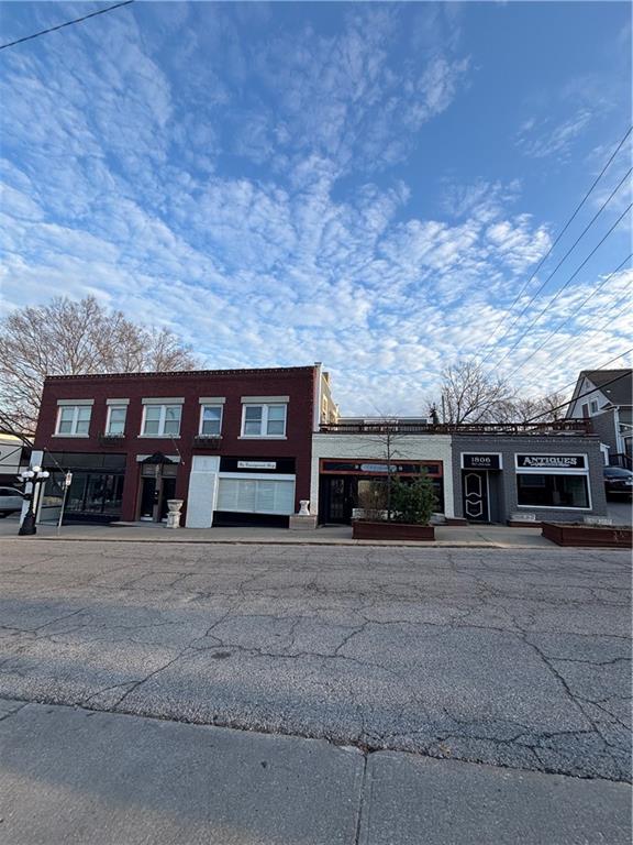 1806 W 45th Street