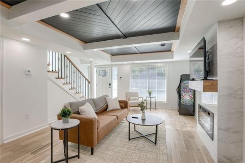 Photo of 111 S 16th Street, Kansas City, KS 66102 (MLS # 2618348)