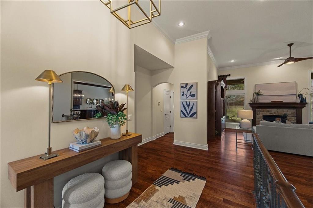 15204 Fontana Street