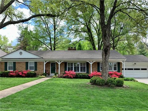 3913 W 57th Terrace Fairway KS 66205