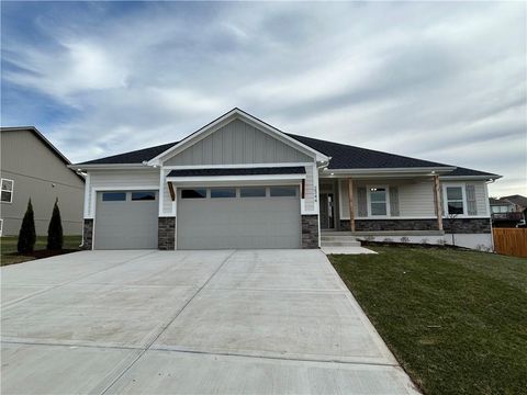 2344 NE Colonnade Avenue, Blue Springs, MO 64029 - MLS#: 2568922