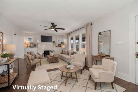 Tiny photo for 730 W College Street, Liberty, MO 64068 (MLS # 2621203)
