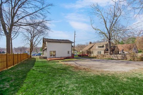 Tiny photo for 730 W College Street, Liberty, MO 64068 (MLS # 2621203)
