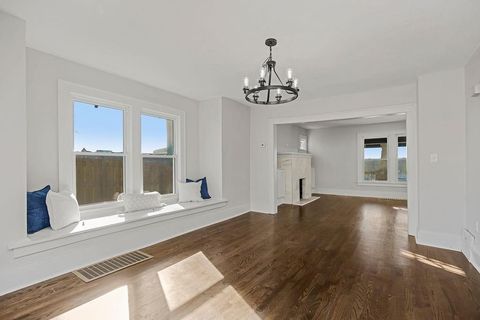 Tiny photo for 730 W College Street, Liberty, MO 64068 (MLS # 2621203)