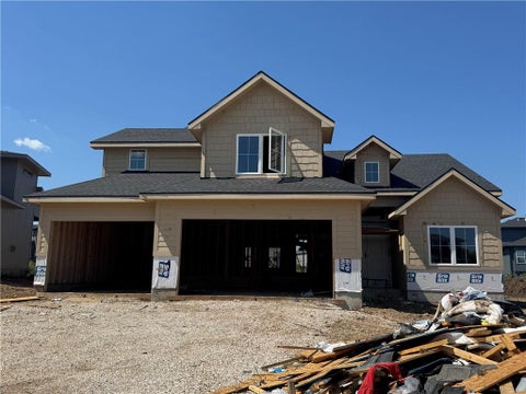 Photo of 18608 Ironwood Street, Overland Park, KS 66085 (MLS # 2640154)