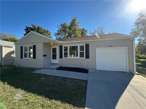 Photo of 11113 E 25th Street, Independence, MO 64052 (MLS # 2648614)