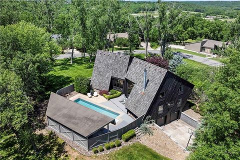 20413 Crickett Lane Lenexa KS 66220