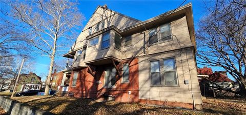 3739 Bell Street Kansas City MO 64111