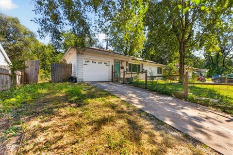 Photo of 108 N Grant Avenue, Knob Noster, MO 65336 (MLS # 2642400)