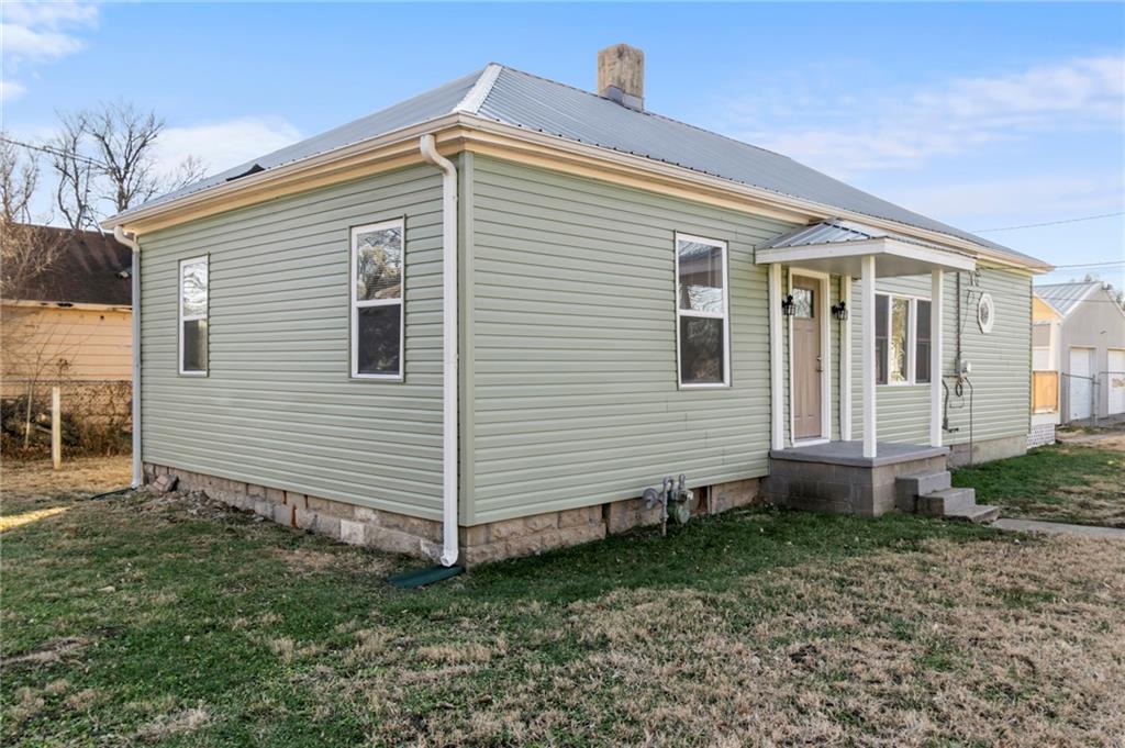 6802 Binswanger Street