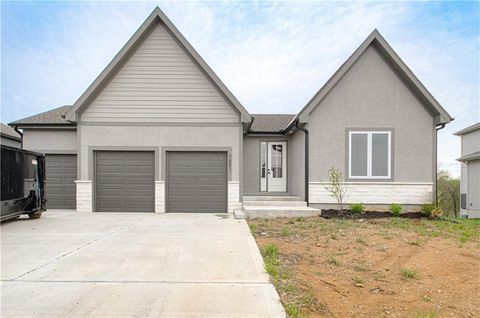 7551 NW Gower Avenue Kansas City MO 64151