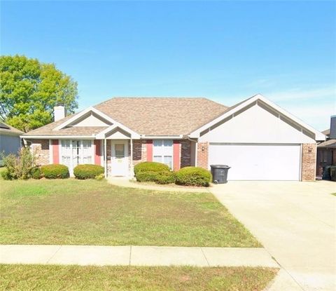 1007 Foxridge Drive Warrensburg MO 64093