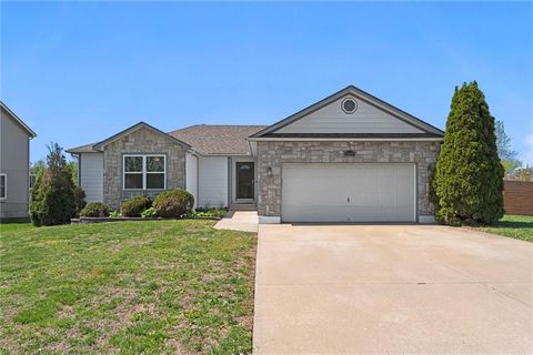 2200 Hidden Valley Drive, Tonganoxie, KS 66086 - MLS#: 2541284