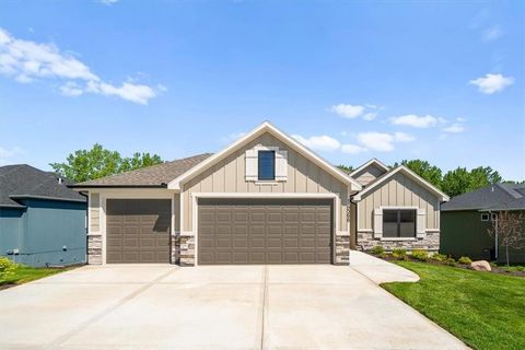 14566 Aurora Lane Basehor KS 66007