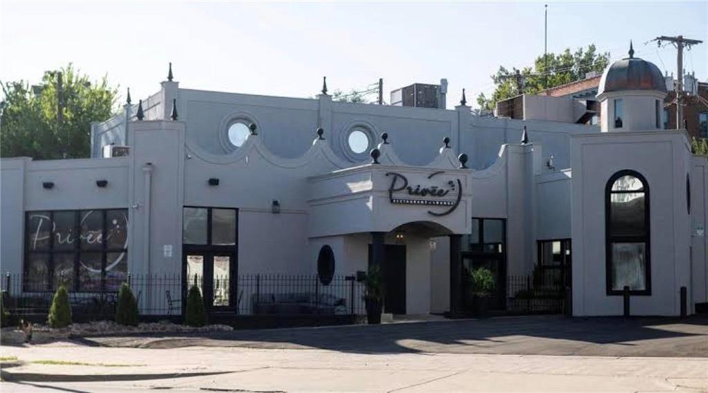 700 Southwest Boulevard