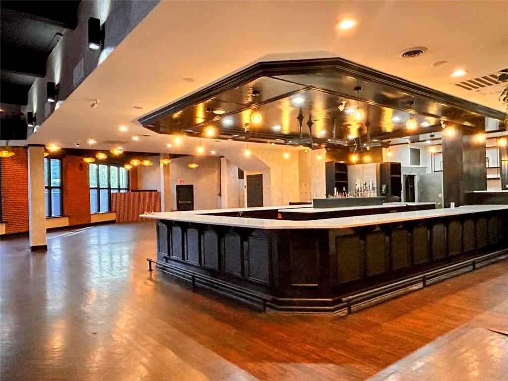 700 Southwest Boulevard