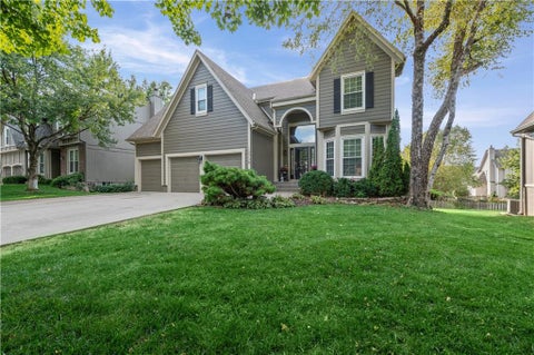 Photo of 12738 King Street, Overland Park, KS 66213 (MLS # 2647243)