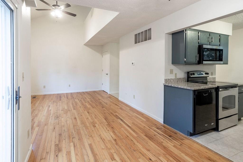 255 N Michigan Street 1-2