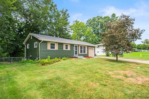 Tiny photo for 1002 S Main Street, Liberty, MO 64068 (MLS # 2636335)