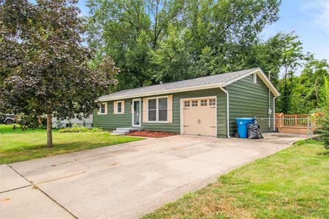 Tiny photo for 1002 S Main Street, Liberty, MO 64068 (MLS # 2636335)
