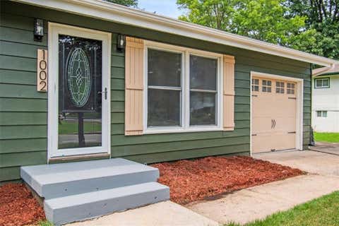 Tiny photo for 1002 S Main Street, Liberty, MO 64068 (MLS # 2636335)