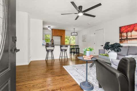 Tiny photo for 1002 S Main Street, Liberty, MO 64068 (MLS # 2636335)