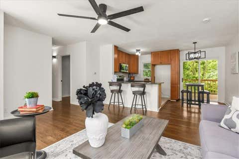 Tiny photo for 1002 S Main Street, Liberty, MO 64068 (MLS # 2636335)