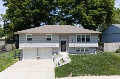 412 Fairlane Street, Lansing, KS 66043 - #: 2619073