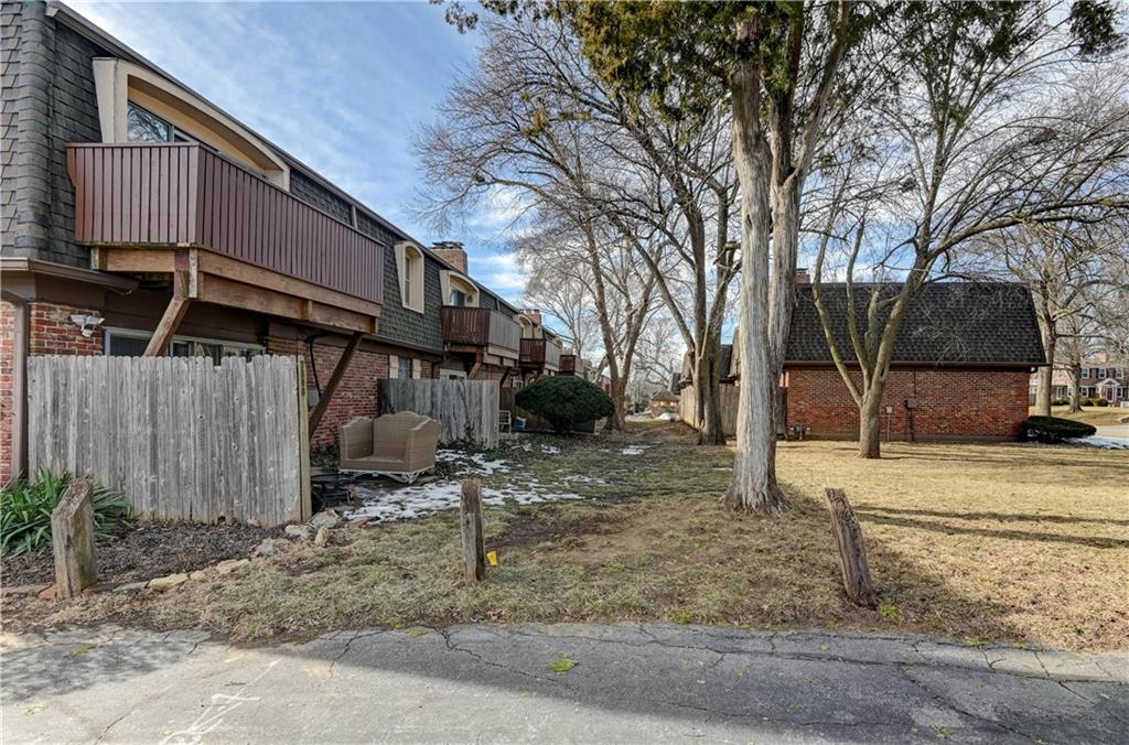 Overland Park, Kansas 66202, United States, 1 Bedroom Bedrooms, ,1 BathroomBathrooms,Residential,Active,11896